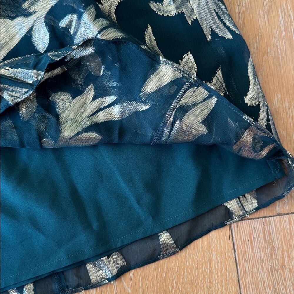 BCBGMAXAZRIA Fern Green Metallic Silk One Shoulder Cocktail Mini Dress Size 4 - Picture 7 of 8
